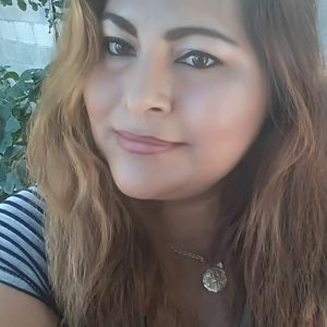 Meet your Posher, Edith